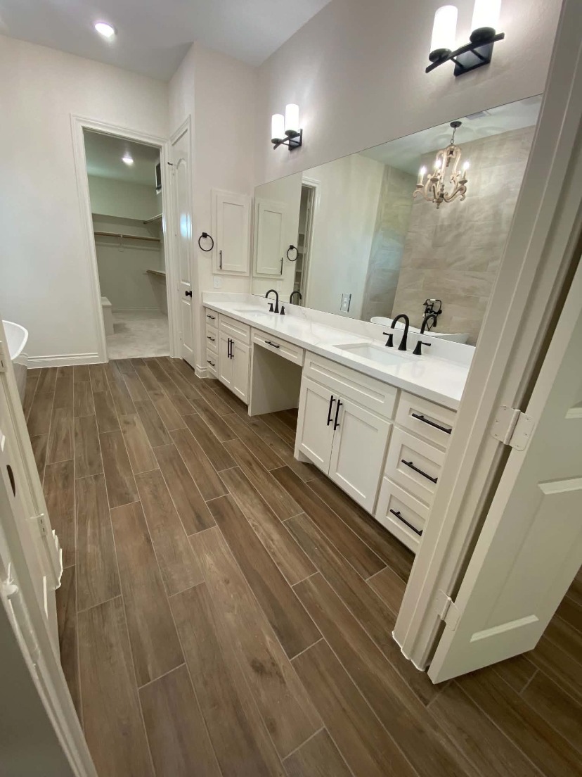 Master Bath Vanity Suite by Rodriguez Cabinets in Houston